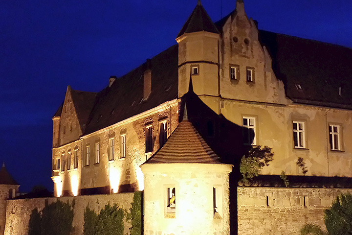 Burg Stettenfels Nachtansicht